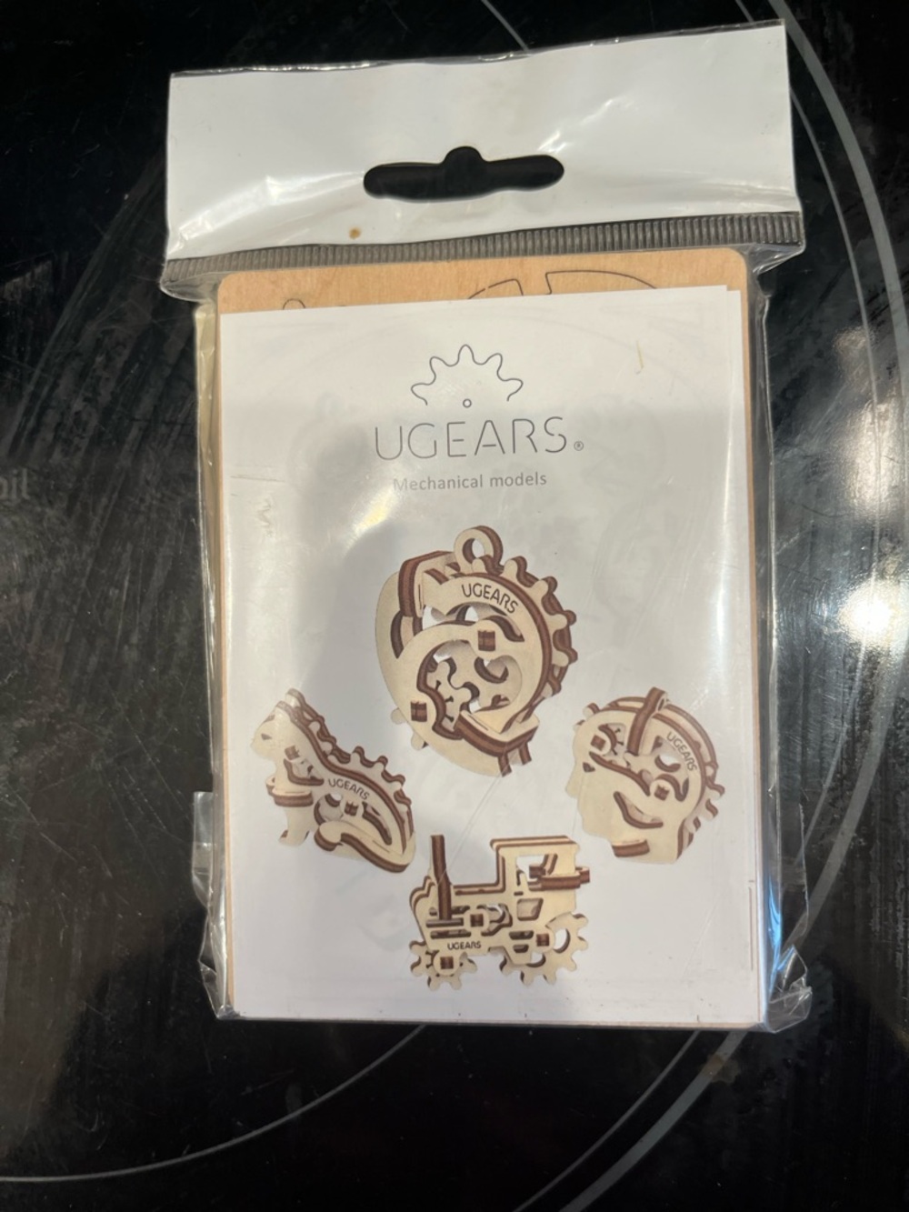 UGEARS Wooden Mechanical Model STEAM Kit - Natural Wood